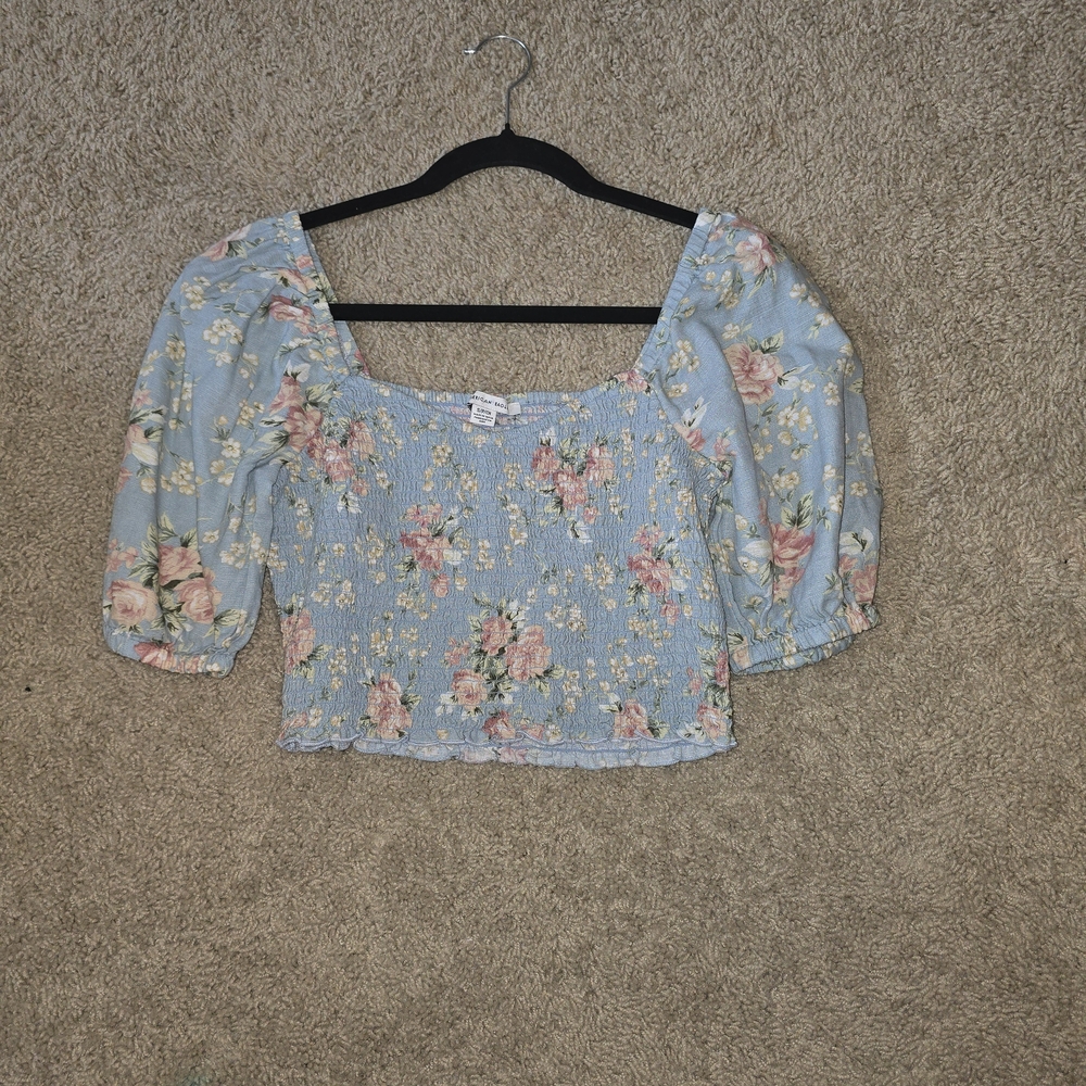 American Eagle Floral Rouched Crop Top